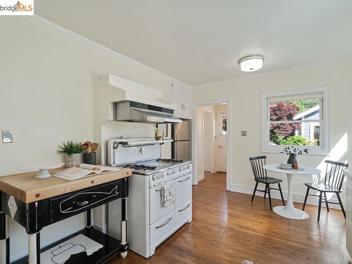 628 Montclair Ave, Oakland, CA | Cleveland Heights. Photo 19 of 58