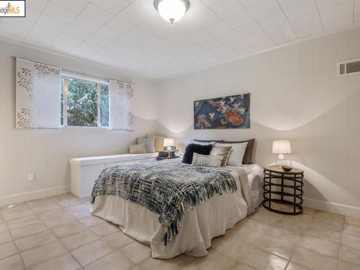 6419 Pinehaven Rd, Oakland, CA | Montclair. Photo 24 of 38