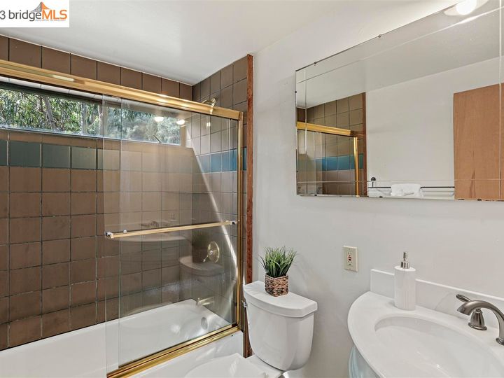 6535 Valley View Rd, Oakland, CA | Montclair. Photo 32 of 60