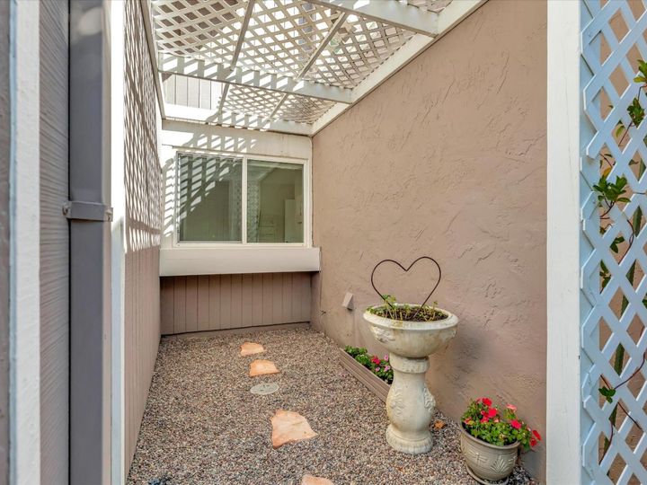 685 Mary Evelyn Dr, San Jose, CA | . Photo 11 of 49