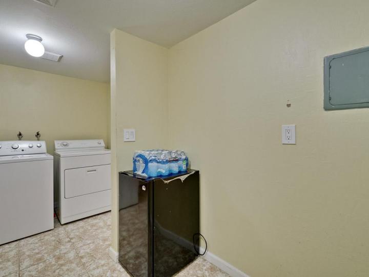 702 Duncanville Ct, Campbell, CA, 95008 Townhouse. Photo 31 of 34