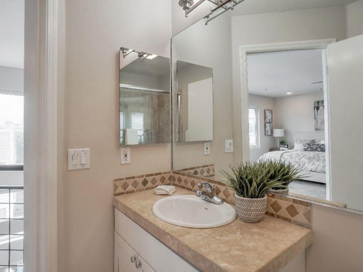73 Dolores Ter, San Francisco, CA, 94110 Townhouse. Photo 20 of 40