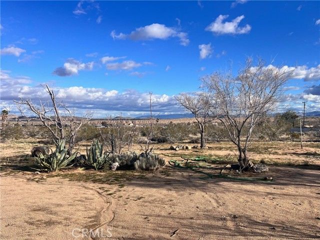 735 Wamego Trl, Yucca Valley, CA | . Photo 9 of 10