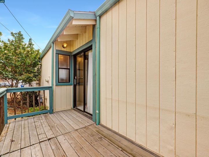 775 Miller Ave, Martinez, CA | Downtown Martine. Photo 21 of 24