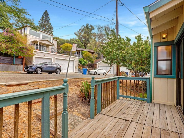 775 Miller Ave, Martinez, CA | Downtown Martine. Photo 22 of 24