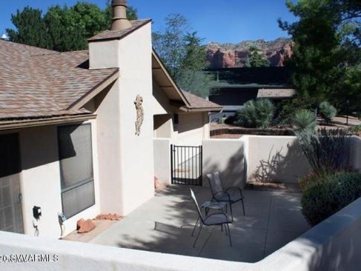 80 Concho Dr, Sedona, AZ | Cathedral View 1. Photo 2 of 23
