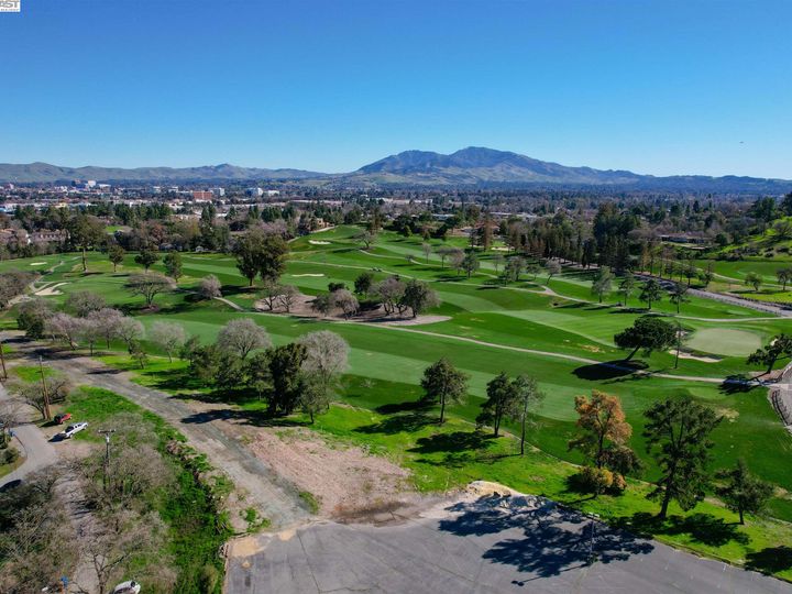800 Golf Club Cir Pleasant Hill CA. Photo 28 of 37