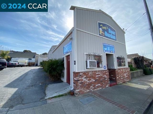 809 W 2nd St, Antioch, CA | Downtown. Photo 4 of 18