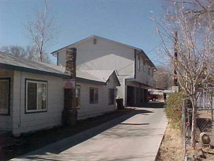 824 Lincoln Ave Prescott AZ Multi-family home. Photo 14 of 14