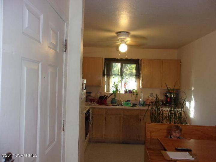 824 Lincoln Ave Prescott AZ Multi-family home. Photo 3 of 14