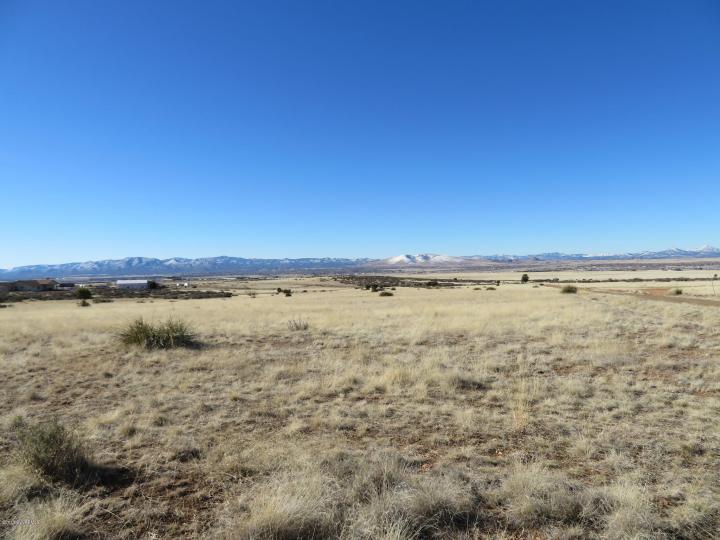 8465 N Howling Ln Prescott Valley AZ. Photo 1 of 18