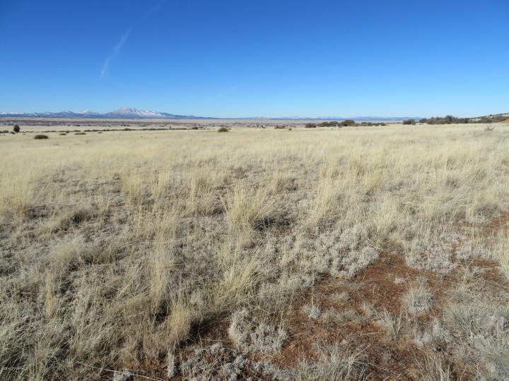 8465 N Howling Ln Prescott Valley AZ. Photo 11 of 18