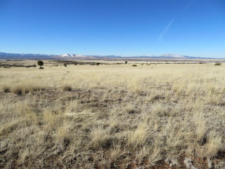 8465 N Howling Ln Prescott Valley AZ. Photo 12 of 18