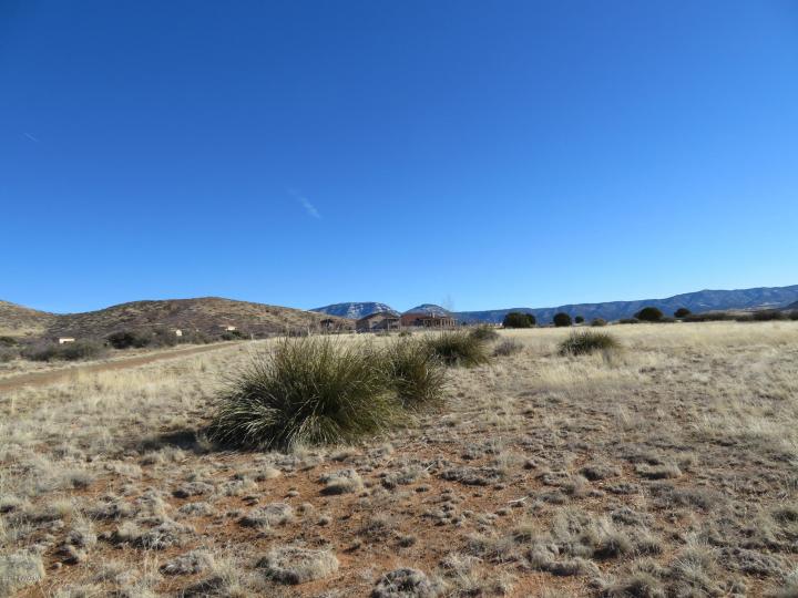 8465 N Howling Ln Prescott Valley AZ. Photo 7 of 18