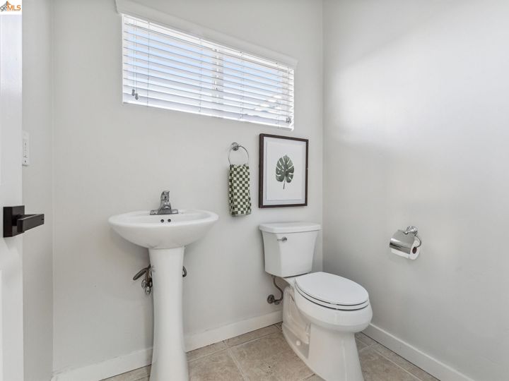 8501 Thermal, Oakland, CA | Toler Heights. Photo 22 of 50
