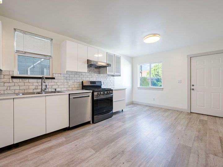 880 29th St, Oakland, CA | . Photo 20 of 37