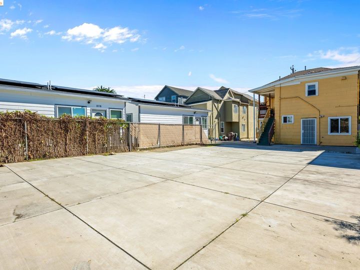 880 29th St, Oakland, CA | . Photo 33 of 37