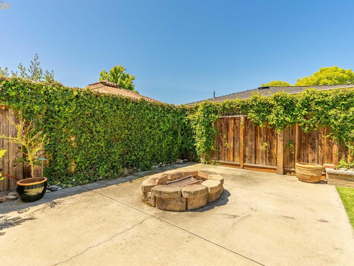 895 Camelia Dr, Livermore, CA | Sunsetwest. Photo 38 of 40