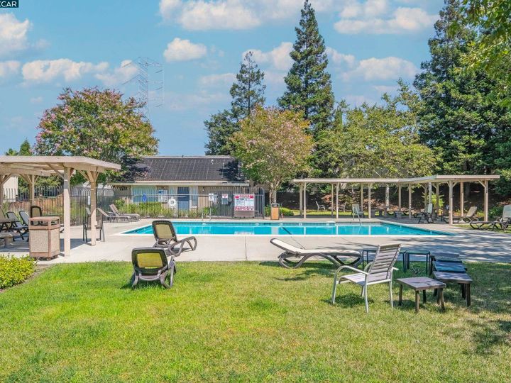 934 Country Run Dr, Martinez, CA | Parkside. Photo 26 of 29