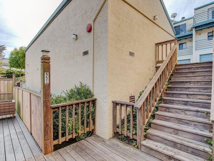951 Fassler Ave, Pacifica, CA, 94044 Townhouse. Photo 41 of 46