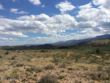 W Scroggins  Ranch Rd, Clarkdale, AZ | Under 5 Acres. Photo 2 of 4