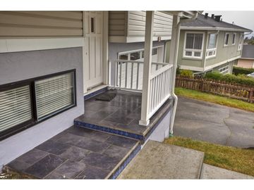 1140 Fassler Ave, Pacifica, CA | . Photo 3 of 19
