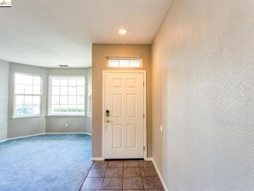 1144 Latham Ct, Brentwood, CA | Brentwood. Photo 5 of 40