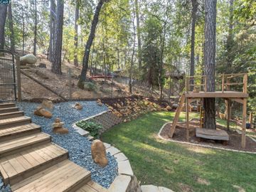 11869 Oracle Dr, Grass Valley, CA | . Photo 5 of 33