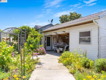 1237 148th Ave, San Leandro, CA | Lower Bal. Photo 4 of 39