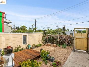 1378 E 36th St, Oakland, CA | Lower Glenview. Photo 6 of 39