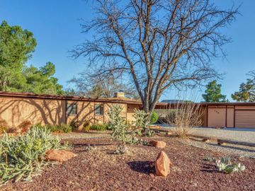 140 Red Rock Cove Dr, Sedona, AZ | Red Rock Cove West. Photo 2 of 25