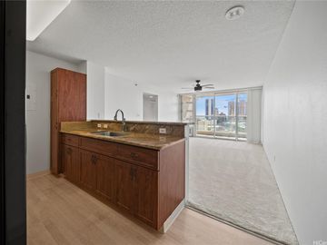 1448 Young St condo #1803. Photo 4 of 23