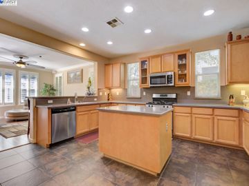 1454 Paradise Ln, Brentwood, CA | Pulte. Photo 6 of 35