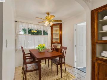 1464 88th Ave, Oakland, CA | 88th Ave/d St. Photo 5 of 13
