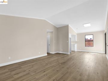 1480 73rd Ave, Oakland, CA | Eastmont. Photo 4 of 38
