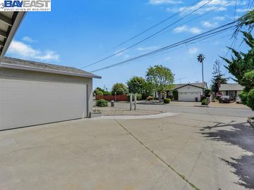 15286 Laverne Dr, San Leandro, CA | Manor. Photo 2 of 52