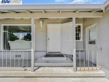 15286 Laverne Dr, San Leandro, CA | Manor. Photo 4 of 52