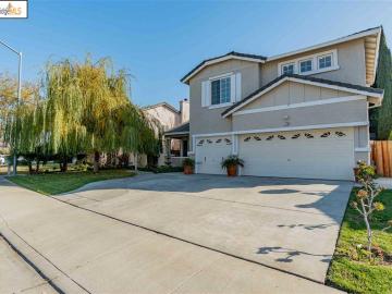 1720 Treehaven Ln, Tracy, CA | Woodfield Ests. Photo 2 of 38