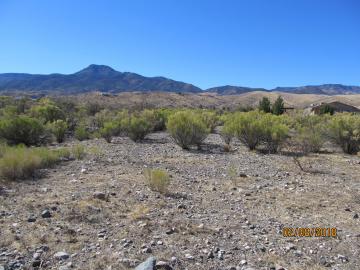 1741 Silver Spur Cir, Clarkdale, AZ | Under 5 Acres. Photo 3 of 16