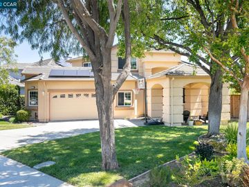180 Putter Dr, Brentwood, CA | Shadow Lakes. Photo 3 of 38