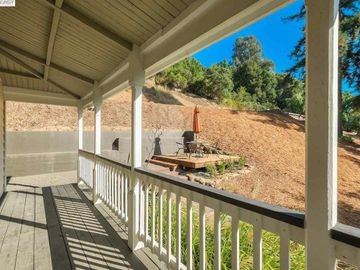 18208 Cull Canyon Rd, Castro Valley, CA | County. Photo 5 of 37