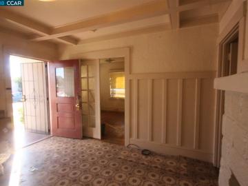 1925 64th Ave, Oakland, CA | East Oakland. Photo 2 of 4