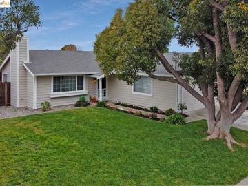 1934 Cardiff Dr, Pittsburg, CA | Stone Harbour. Photo 4 of 40