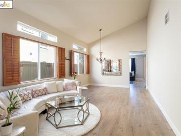 199 Copper Beech Gln, Hercules, CA | Victoria By The Bay. Photo 3 of 30
