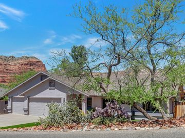 20 Pioneer Dr, Sedona, AZ | Cathedral View 1. Photo 2 of 42