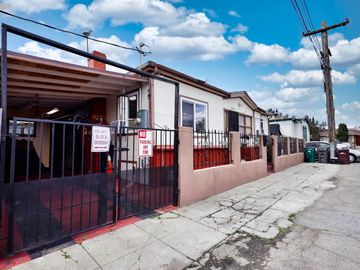 2126 62nd Ave A, Oakland, CA | Oakland. Photo 4 of 25