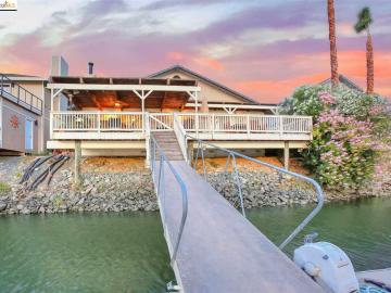 2264 Reef Ct, Discovery Bay, CA | Delta Waterfront Access. Photo 3 of 40