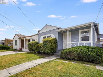 2368 107th Ave, Oakland, CA | . Photo 2 of 29