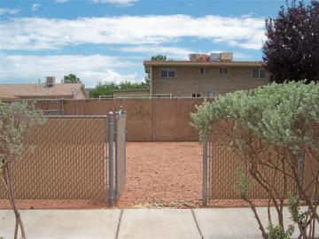 2625 S Vlg Cottonwood AZ Multi-family home. Photo 2 of 4
