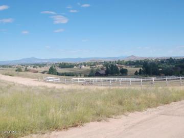 2800 W Dreamscape Way Chino Valley AZ. Photo 3 of 8